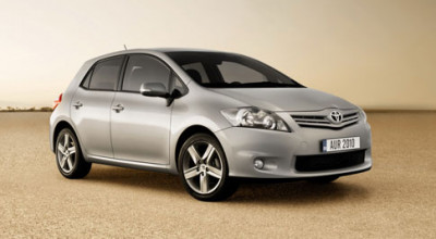 Toyota Auris a fost reînnoită - Photo