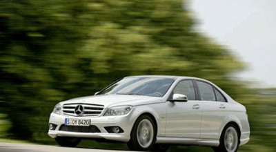Noi motoare pentru Mercedes Benz C-Class - Photo