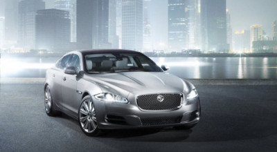 Rolls Royce a luat designer de exterior de la Jaguar - Photo