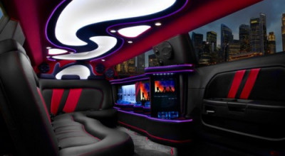 Dodge Challenger transformat in limuzina - Photo