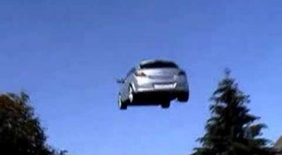 Masina zburatoare - Photo