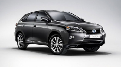 Primele imagini cu facelift-ul operat pe Lexus RX 450h - Photo