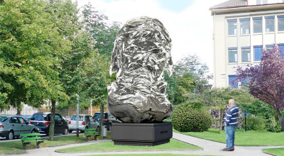 Bust omagial pentru Louis Chevrolet - Photo