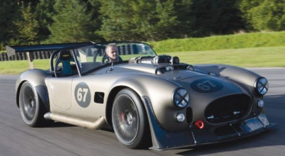 Suedezul şi Cobra lui - Photo