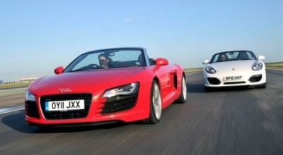 Porsche Boxter Spyder vs Audi R8 Spyder - Photo
