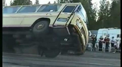 Pe doua roti cu autobuzul - Photo