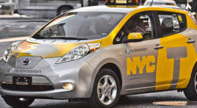 Nissan Leaf taxi - Photo