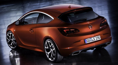 Opel Astra OPC, primele imagini oficiale - Photo