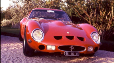 A fost vândut cel mai scump Ferrari din lume - Photo