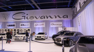SEMA 2011: Standul Giovanna gazduieste milioane de dolari sub forma de masini - Photo