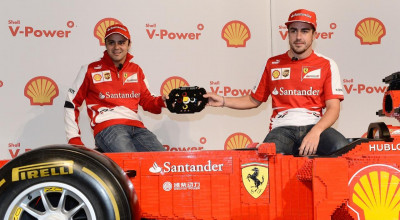 Monopost Ferrari F1 realizat integral din piese LEGO - Photo