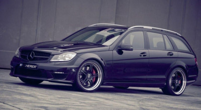Mercedes-Benz C63 T AMG - Photo