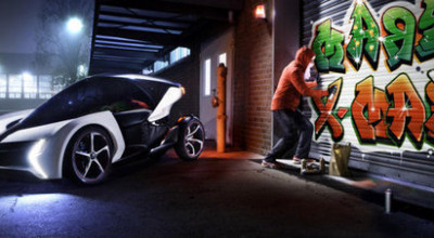 Mos Craciun 2.0 devine electric: Opel RAK folosit pe post de ren - Photo