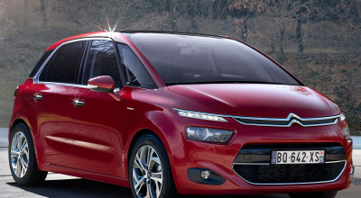 Primele imagini cu cea de-a doua generaţie Citroen C4 Picasso - Photo