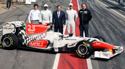 Pirelli a cumpărat un monopost HRT F1 2011 - Photo