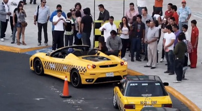 Ferrari F430 Spider si Porsche Panamera - Photo