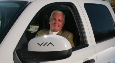 Noua companie americană prezintă pick-up-ul hybrid cu 800 CP - Photo