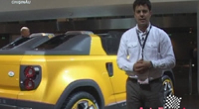 AutoExpert TV-Land Rover DC 100 - Photo