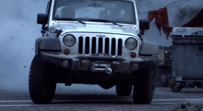 Wrangler este cel mai dur model din lume - Photo