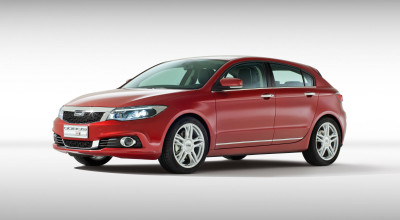 Qoros 3 Hatch este al doilea model al brandului - o compactă cu cinci uşi de talia lui VW Golf - Photo