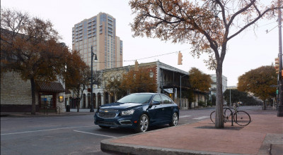 Primele poze cu berlina Chevrolet Cruze facelift - Photo