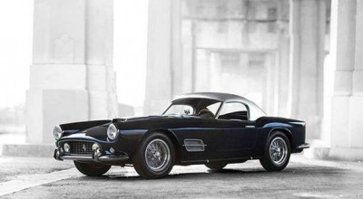 Cea mai scumpă colecţie de maşini din lume, va fi scoasă la licitaţie! Un singur exponat costă 12.000.000 dolari - Photo