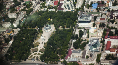 Zbor deasupra unui cuib de... oameni - Photo