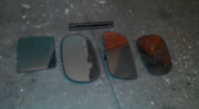 Riscă să petreacă patru ani după gratii pentru furtul de oglinzi! - Photo