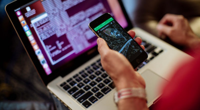 Hackerii au reuşit să preia controlul asupra unui Jeep. Vezi ce au făcut! (VIDEO) - Photo