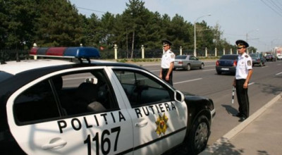 Șoferi băuți, centuri necuplate, depășiri de viteză și treceri la roșu au fost documentate de agenții rutieri timp de o săptămână. - Photo