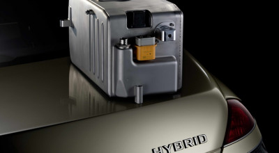 Mercedes-Benz s-ar putea alia cu BMW şi Audi pentru dezvoltarea de noi baterii de acumulatoare - Photo