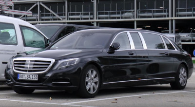 Mercedes-Maybach S600 Pullman are nevoie de două locuri de parcare! (VIDEO) - Photo