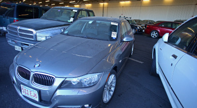 INEDIT: În SUA, maşinile abandonate la aeroportul din Boston pot fi cumpărate la licitaţie! - Photo