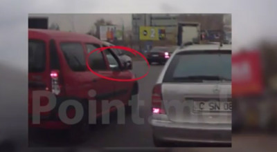 Anii 90? Încă un şofer ameninţat cu arma în Chişinău! (VIDEO) - Photo