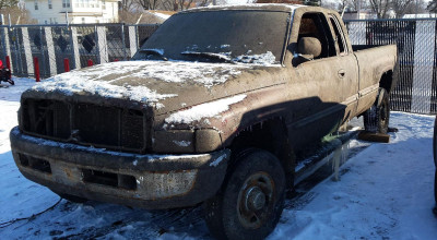 Un Dodge RAM a fost conservat 16 ani de zile într-un lac îngheţat. Iată cum arată astăzi - Photo