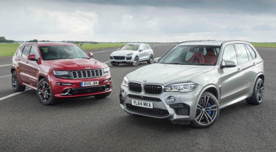 Drag Race: Jeep Grand Cherokee SRT vs Porsche Cayenne Turbo S vs BMW X5M! - Photo