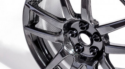 GM vrea jante de carbon pentru cele mai performante modele Cadillac, Corvete sau Camaro! - Photo