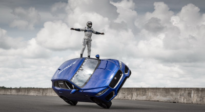 Cascadorii incredibile la bordul noului Jaguar F-Pace în execuţia lui Terry Grant! - Photo