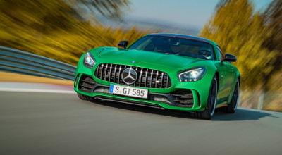 GALERIE FOTO: Mercedes-AMG dezlănţuie noul GT R! - Photo