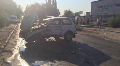 Un nou accident grav a avut loc pe str Petricani din capitală. Şoferii au fost transportaţi la spital - Photo