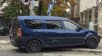 Dacia Logan versus bordura? Betonul învinge! - Photo