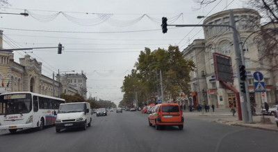 Reorganizarea traficului în capitală: Noi marcaje, indicatoare rutiere, dar şi mai multe semafoare! - Photo