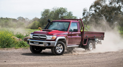 Toyota a modernizat vechiul Land Cruiser J70, produs în anii 1984! Iată cum arată utilitara de peste 30 de ani - Photo