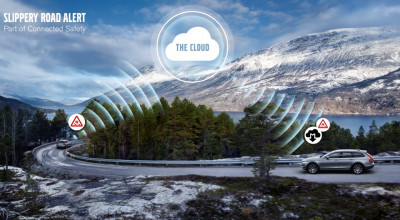 Volvo şi-a învăţat maşinile să comunice între ele semnalând drumul lunecos! - Photo