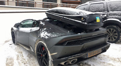 Un şofer s-a încăpăţânat să ajungă în staţiunea montană Bukovel la volanul unui Lamborghini Huracan! - Photo