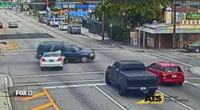 Obişnuieşti să treci la roşu? Această colecţie de accidente ar putea să îţi schimbe obiceiul! - Photo