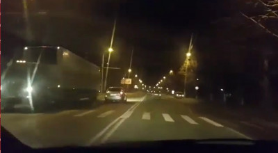 VIDEO: În noaptea de revelion un şofer 