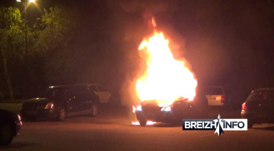 Devine o tradiţie deja. De revelion, în Franţa au fost incendiate 650 de maşini - Photo