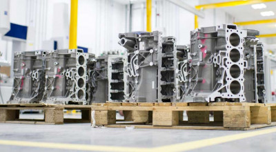 Au furat două camioane pline cu motoare JLR în valoare de aprox 3.500.000 de euro, direct de la fabrică! - Photo