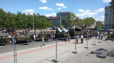Militarii au blocat centrul oraşului! Iată şi cauza - Photo